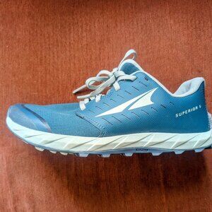 Altra Superior 5